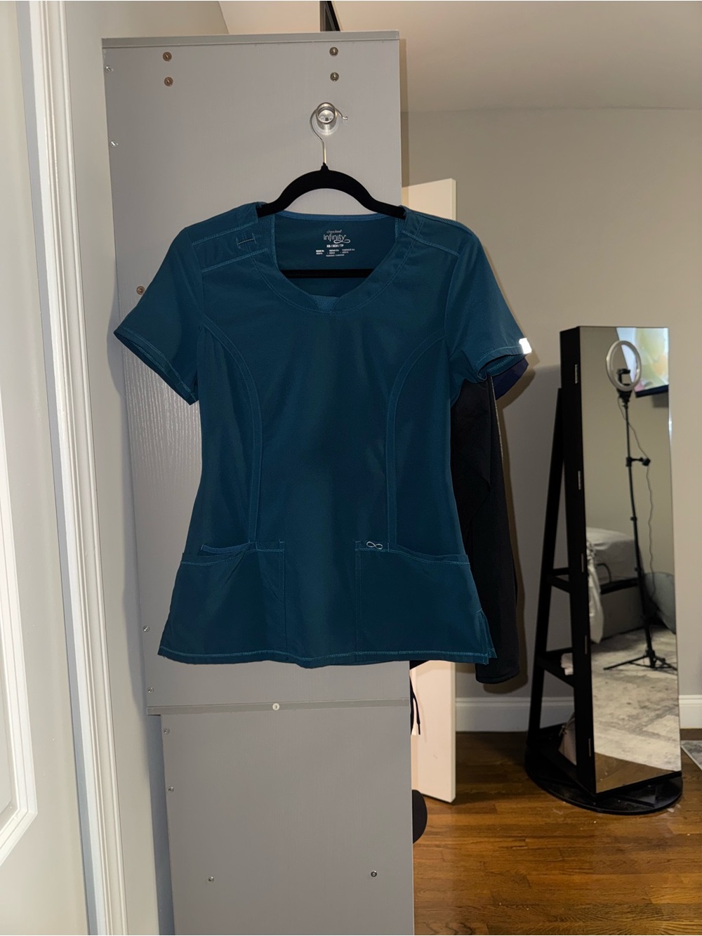 Cherokee Teal V-Neck Scrub Top